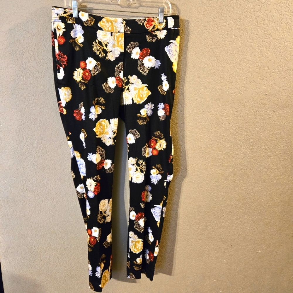 H & M Womens Black Pants with Multicolored Floral Pattern Size 12